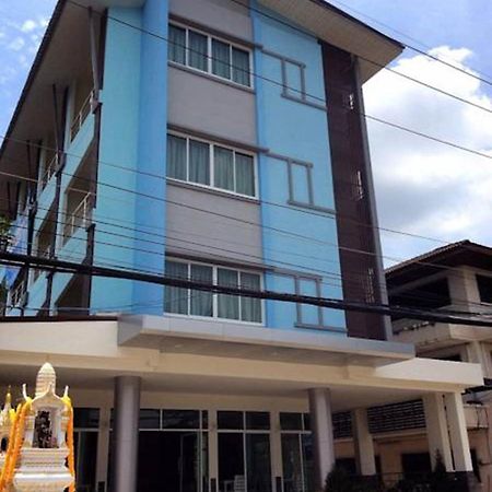 Tk Residence Каласин Екстериор снимка
